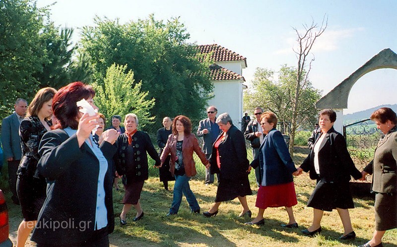 Στο σεργιάνι στον Άη Θανάση στο Δρυμό