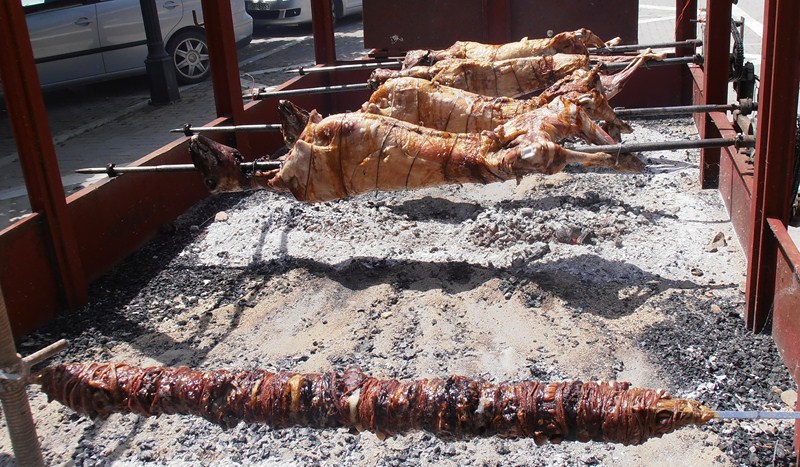 Αναστάσιμα μηνύματα ελπίδας στην Ελασσόνα!