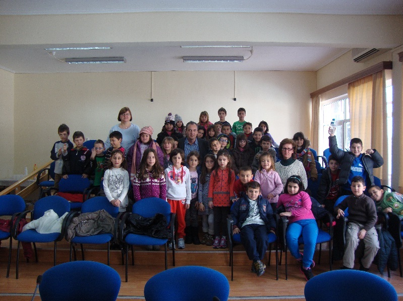 Στο Δημαρχείο Ελασσόνας μαθητές του 1ου Δημοτικού Σχολείου