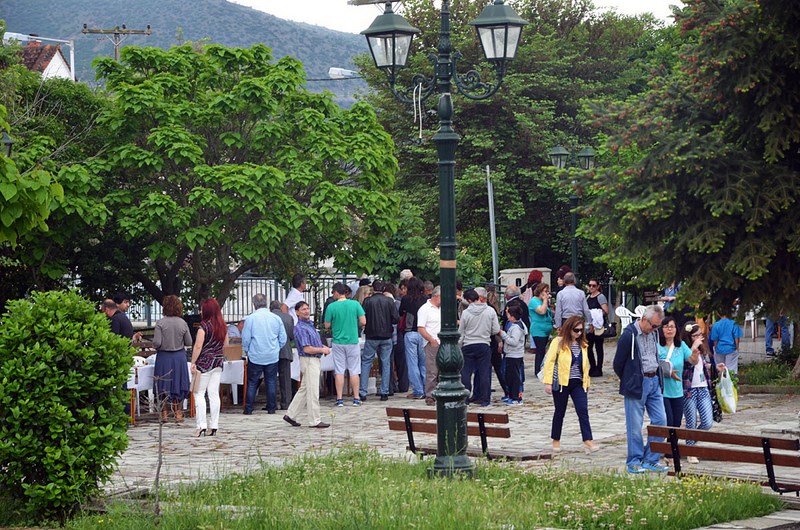 Φωτορεπορτάζ από την ανταλλαγή παραδοσιακών σπόρων στην Τσαριτσάνη