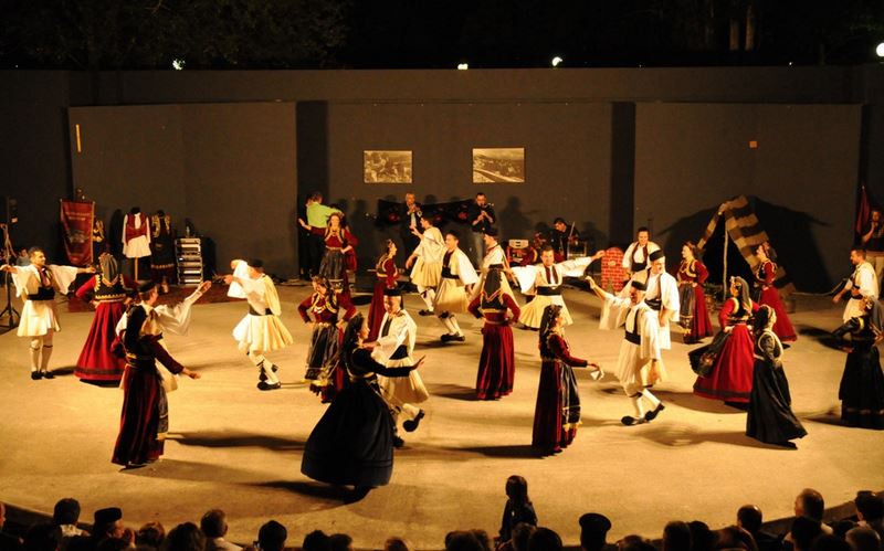 3ο διεθνές φεστιβάλ παραδοσιακών χορών από το Σύλλογο Σαμαριναίων Λάρισας