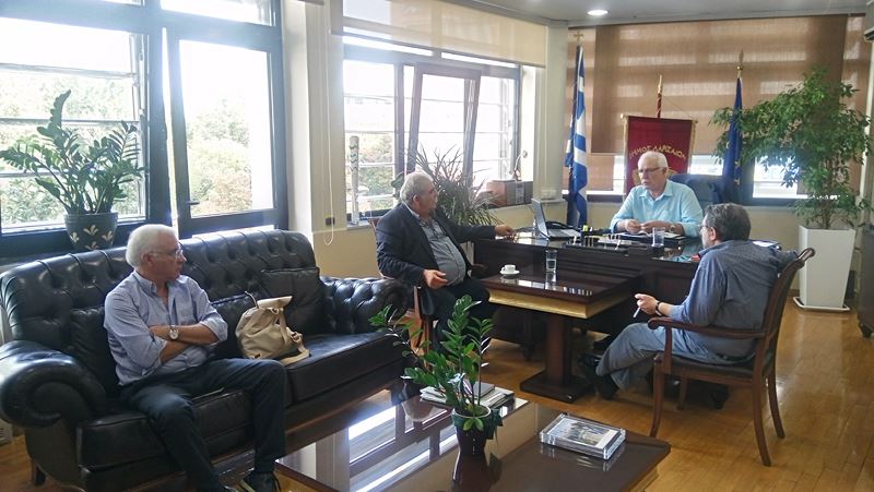 Στο Δήμαρχο Λάρισας και σε προσυνεδριακή στα Φάρσαλα ο βουλευτής Ν. Παπαδόπουλος