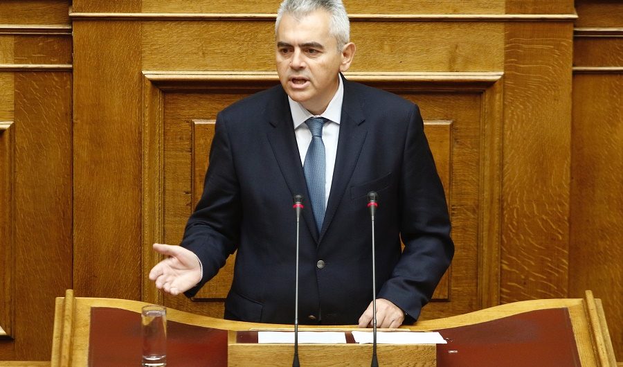 Μάξιμος: Γιατί εξαιρείτε από το de minimis τους καπνοπαραγωγούς Ελασσόνας;