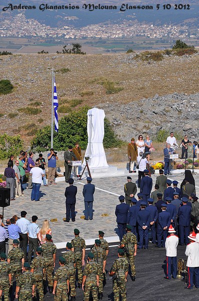 Φωτορεπορτάζ από τα Αποκαλυπτήρια του μνημείου