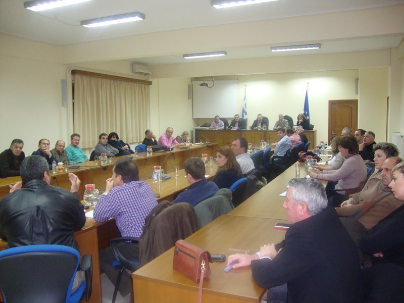 Ευρεία σύσκεψη στο Δήμο Ελασσόνας για τα προβλήματα στα σχολεία