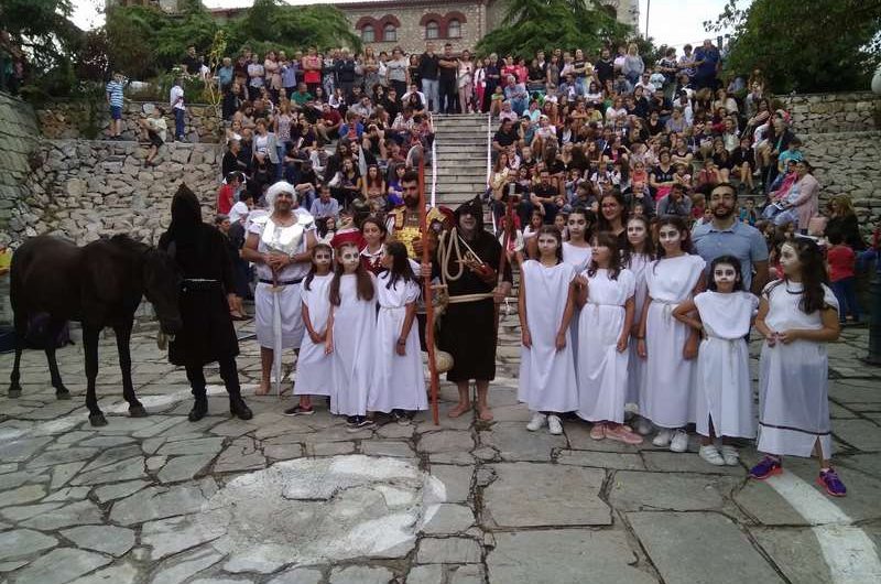 Με μεγάλη επιτυχία η μουσικοθεατρική παράσταση του Χρ. Πατούνα στην Κρανιά Ελασσόνας