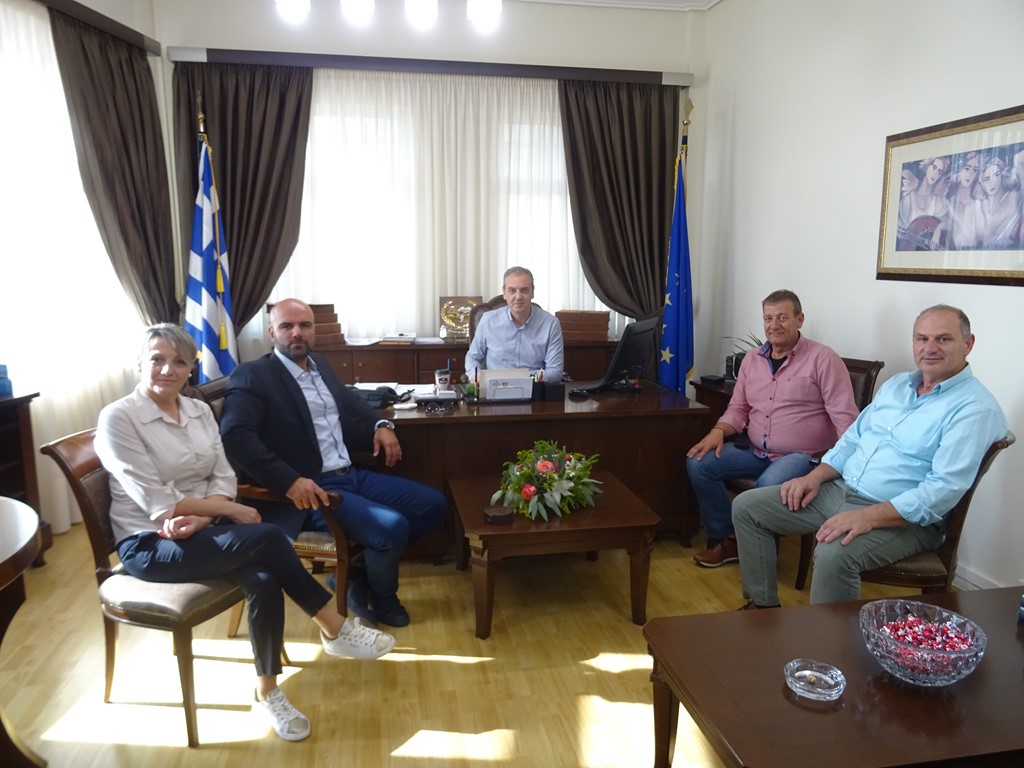 Συνάντηση με τον Διευθυντή του 2ου ΙΕΚ Λάρισας είχε ο Δήμαρχος Ελασσόνας